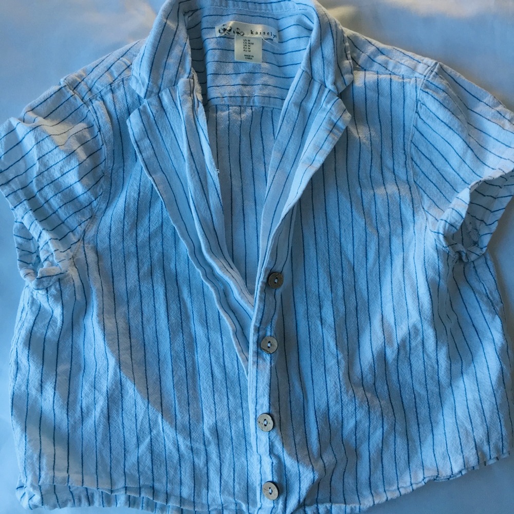 White and gray striped crop top